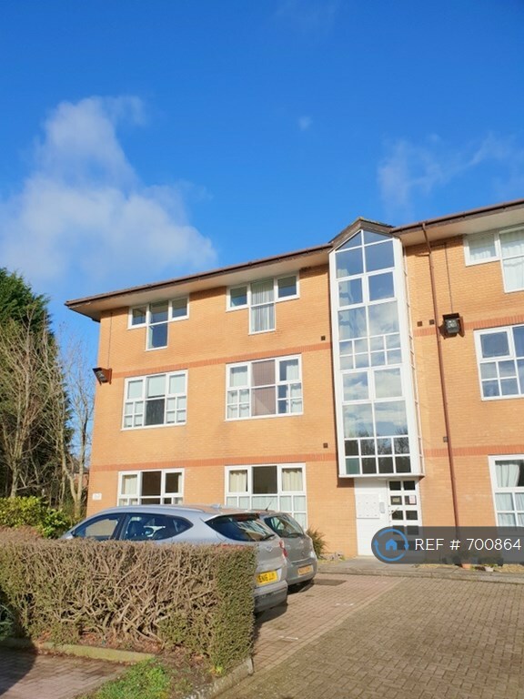 2 bedroom flat in Yeo Valley, Stoford, Yeovil, BA22 (2 bed) (700864) in Yeovil, Somerset