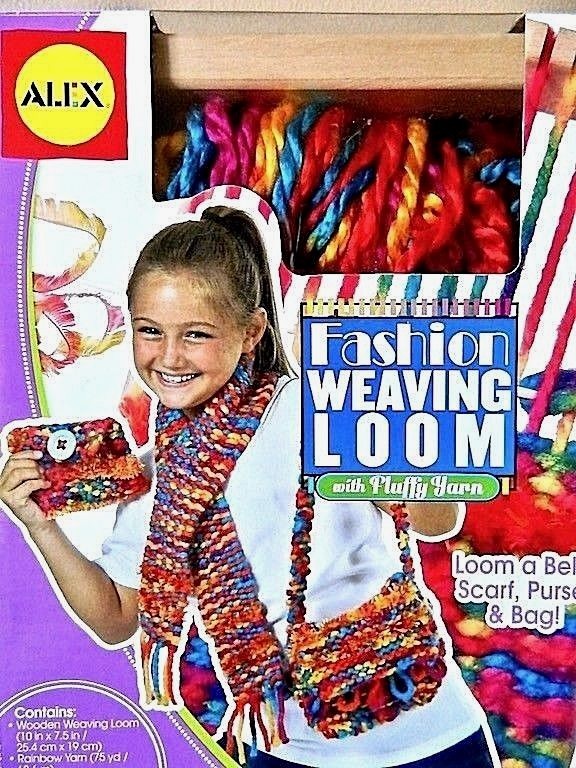 Fashion Scarf Weaving Loom Fluffy Yarn Craft Home-Ec Project ALEX BRANDS NIB