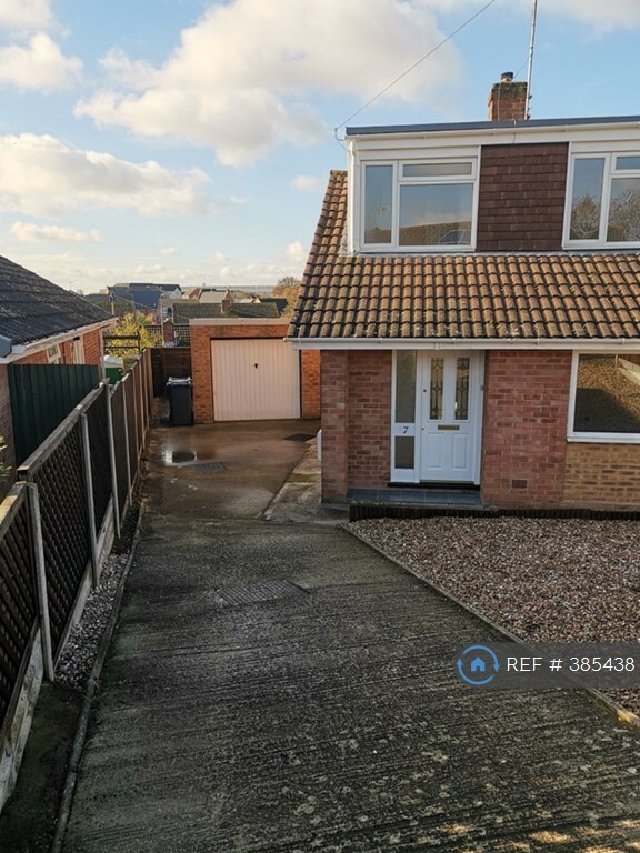 4 bedroom house in Althorp Close, Tuffley, Gloucester, GL4 (4 bed) (385438) in Tuffley