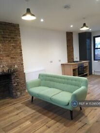 image for 2 bedroom flat in Fairthorn Road, London, SE7 (2 bed) (#1539506)