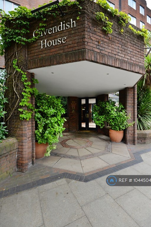 3 bedroom flat in Cavendish House, London, NW8 (3 bed) (1044504) in