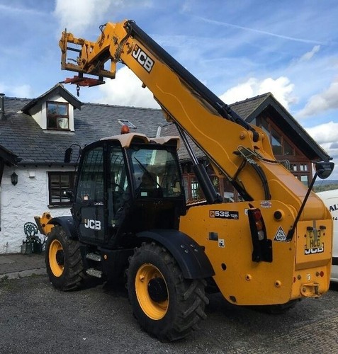 TELEHANDLER JCB 2013 FULL SERVICED 1552 HOURS ONLY !