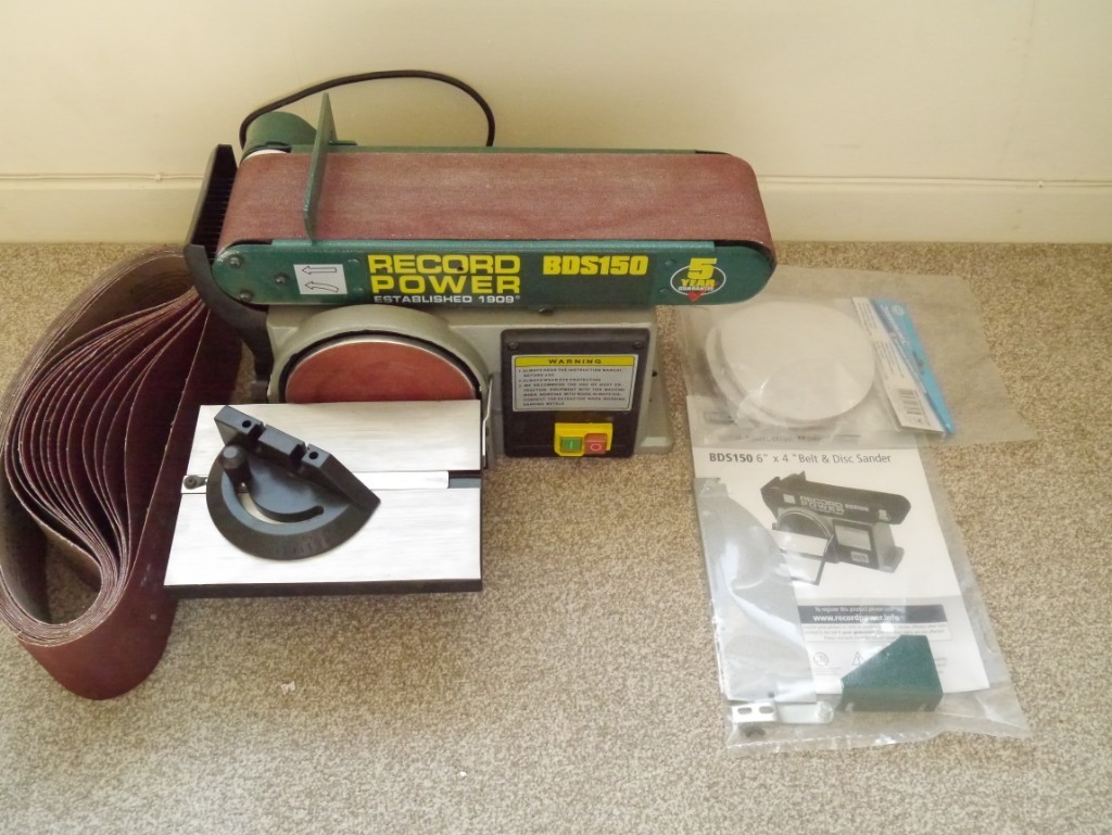 Record BDS 150 belt and disc sander. Barely used, comes with spare