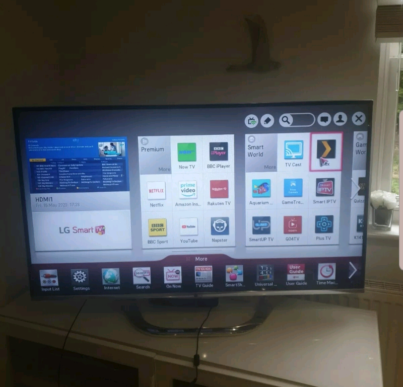 LG 48 inch supper slim smart led 3D HD TV excellent condition in