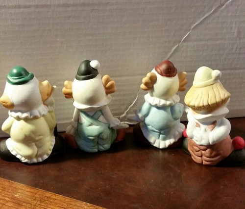 Circus Clowns Ceramic Figurine Set of Four (4) Funny Happy Smiling Faces 4