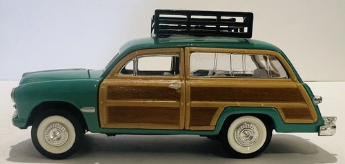 雪*ま様 1/18 1949 Ford Woody ステーションワゴン 青 雪*ま様 1/18 1949 Ford Woody ステーションワゴン 青 - メルカリ