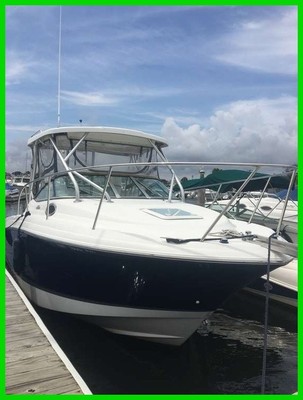 2011 Wellcraft 252 Coastal 25' LOA Cuddy Cabin with Trailer Twin Outboard 150HP