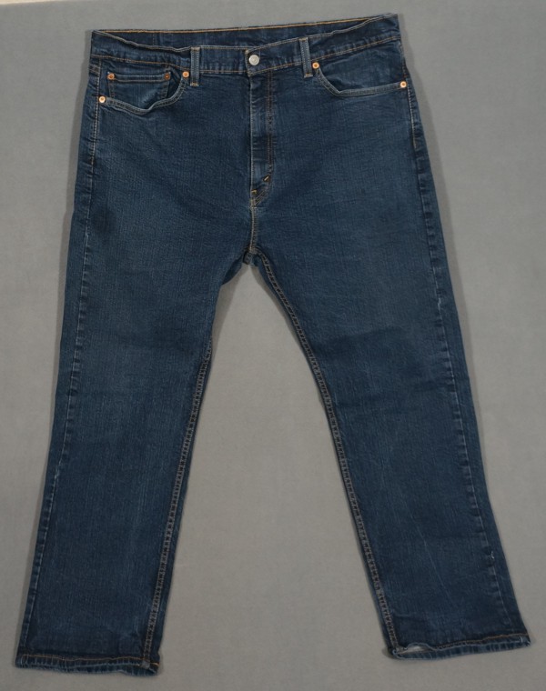 VA03403 **LEVI'S** 505 STRAIGHT LEG JEANS 40X30 (msr 37"x29.5")