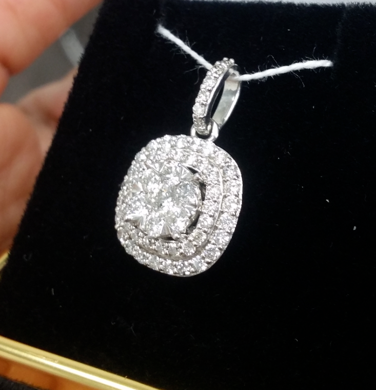 Pre-owned Handmade Steal Deal 0.80 Ctw Genuine Cluster Diamond Cushion Halo Pendant Charm 14k Gold