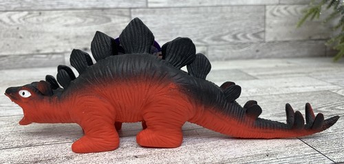 Ja-Ru Jaru Stegosaurus Life-Like Toy Squishy Stretchable Rubber Dinosaur Figure
