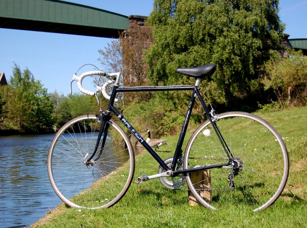 raleigh record road bike