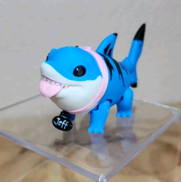 Jeff The Land Shark Flexi Fidget Toy, Articulated Baby Shark,