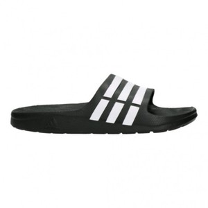 {keywor d} adidas scarpe da spiaggia