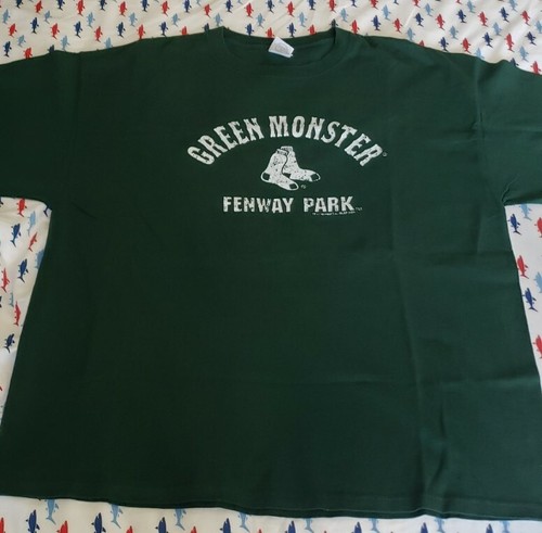 Vintage 2004 MLB Green Monster Fenway Park VF Imagewear