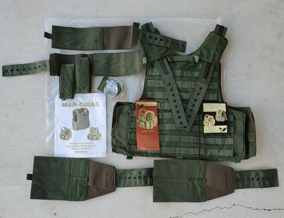 Eagle Industries CIRAS Mサイズ プレートキャリアなど USMC Combat Releasable Armor Plate Carrier- MC-CIRAS Vest