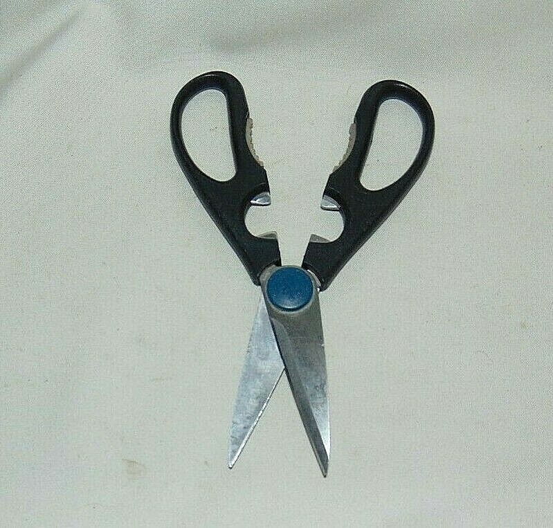 JA Henckels Kitchen Shears