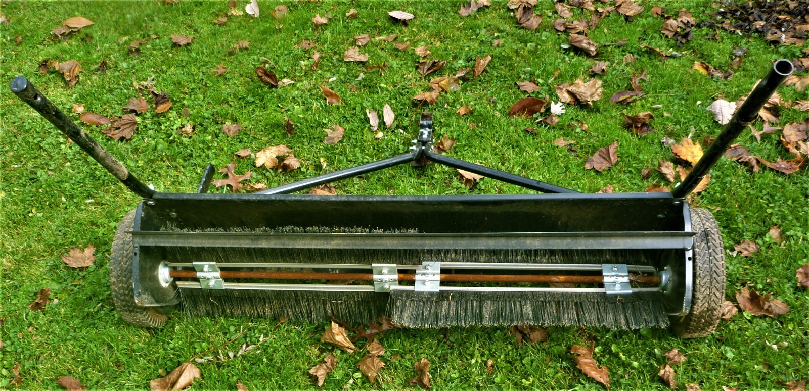 LAWN SWEEPER 42