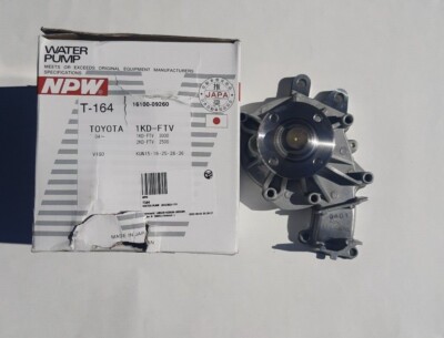 トモ Amazon.com: Honda OEM 16100-ZF6-V42 16100-ZF6-V41 Carburetor