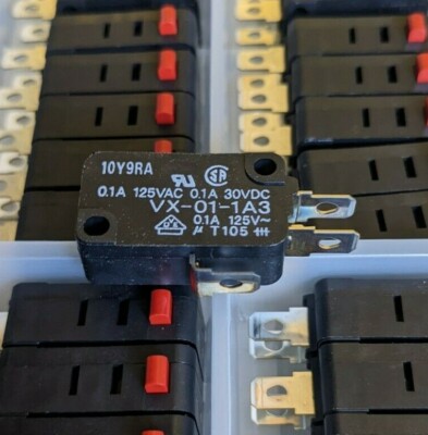Omron Miniature/Micro Switch Model VX-01-1A3  0.1A 30VDC Solder/187 Terminal NOS