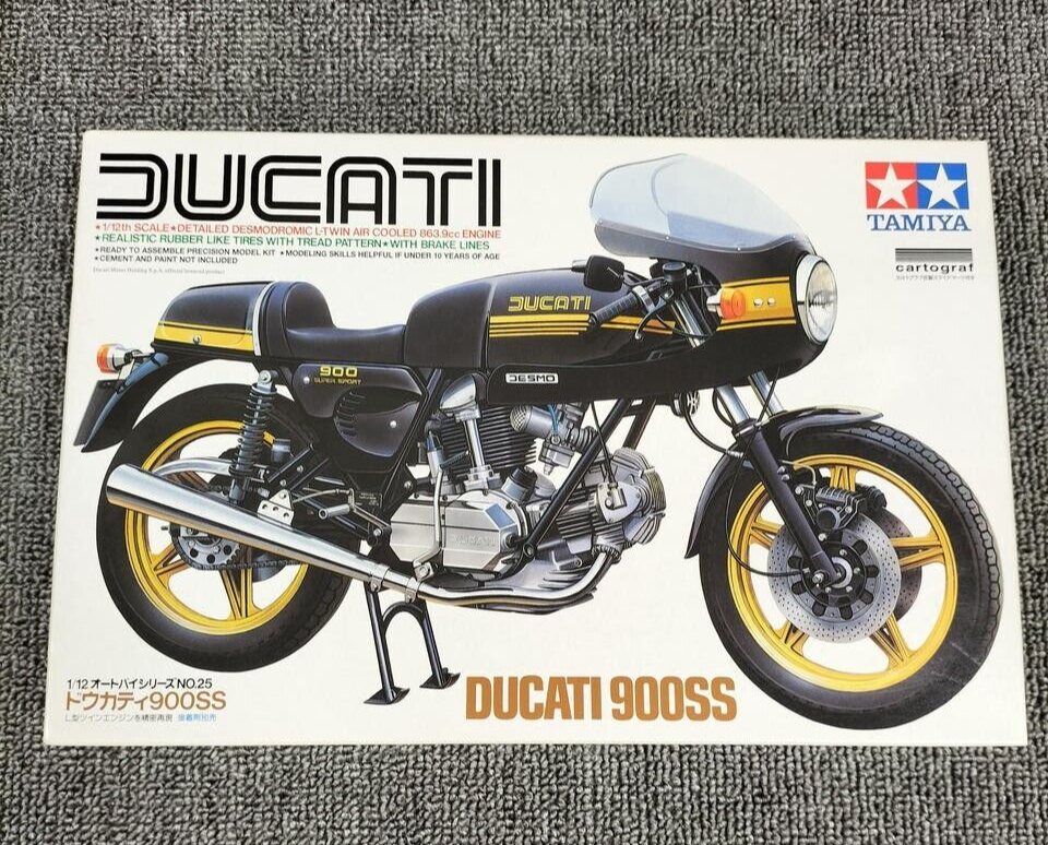 Full building 1/12 TAMIYA DUCATI 900SS - YouTube