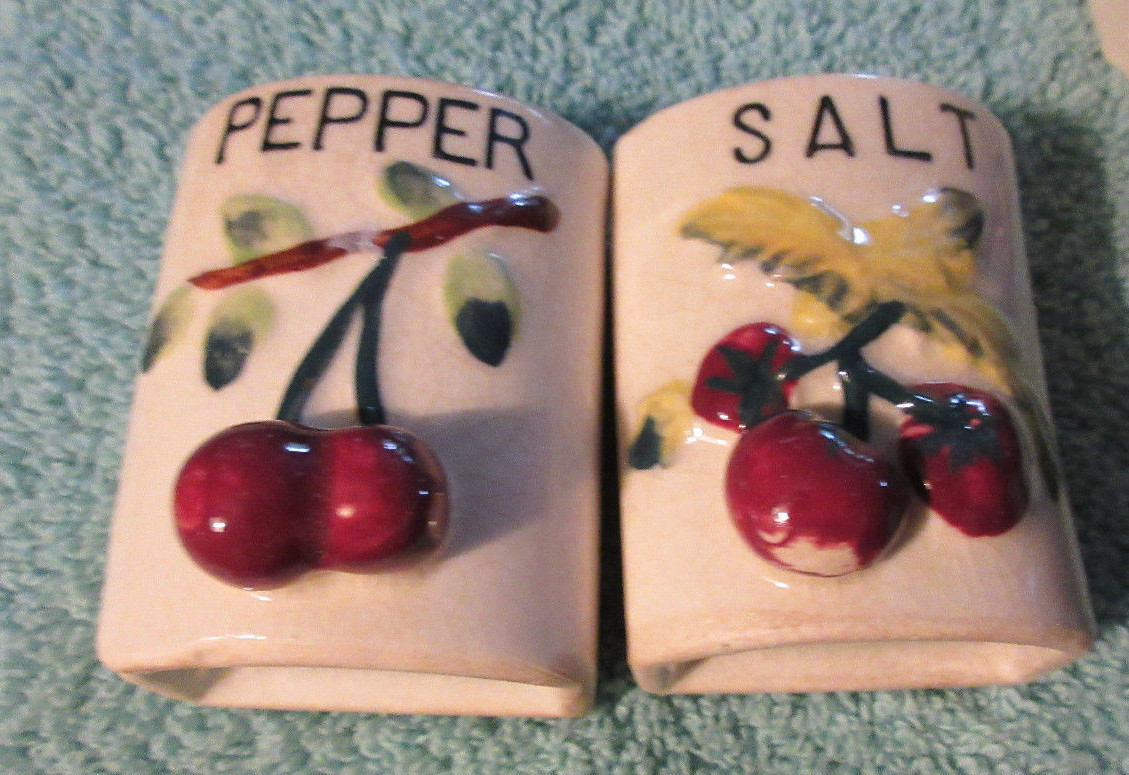 Lot Of 6 Spice Containers: Vintage: No stoppers