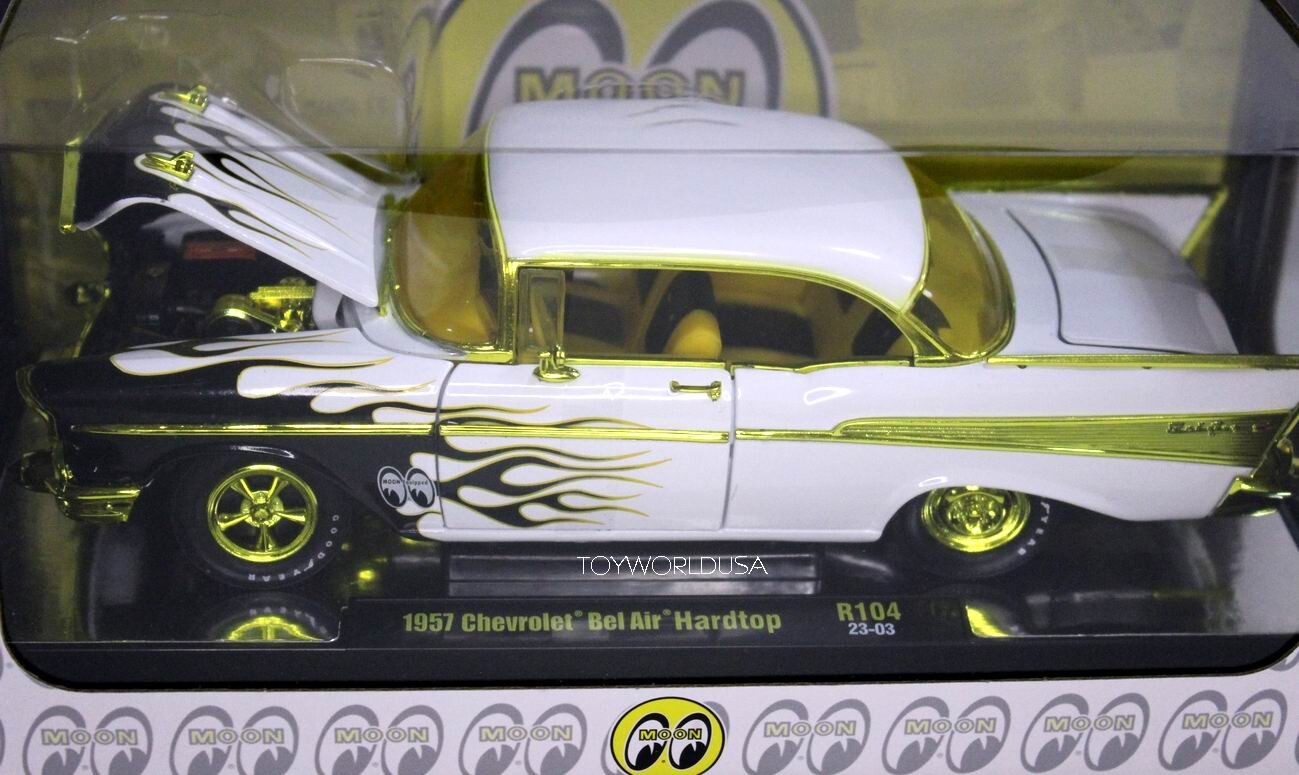 M2 Machines MOON EQUIPPED 1957 Chevrolet Bel Air Hardtop