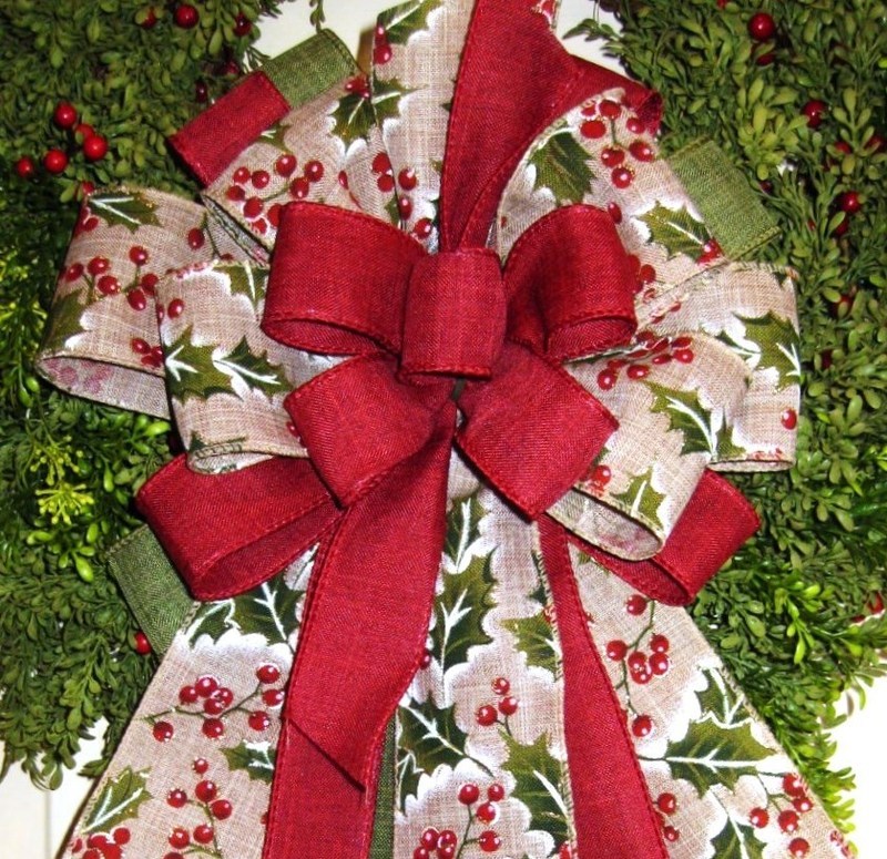 HANDMADE HOLLY CHRISTMAS BOW WIRED RIBBON for WREATH LANTERN GARLAND # 32 rb