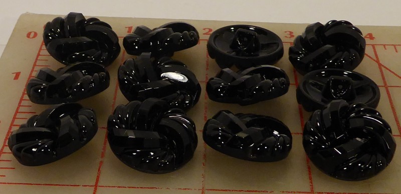 829spiralblackbuttons5.jpg