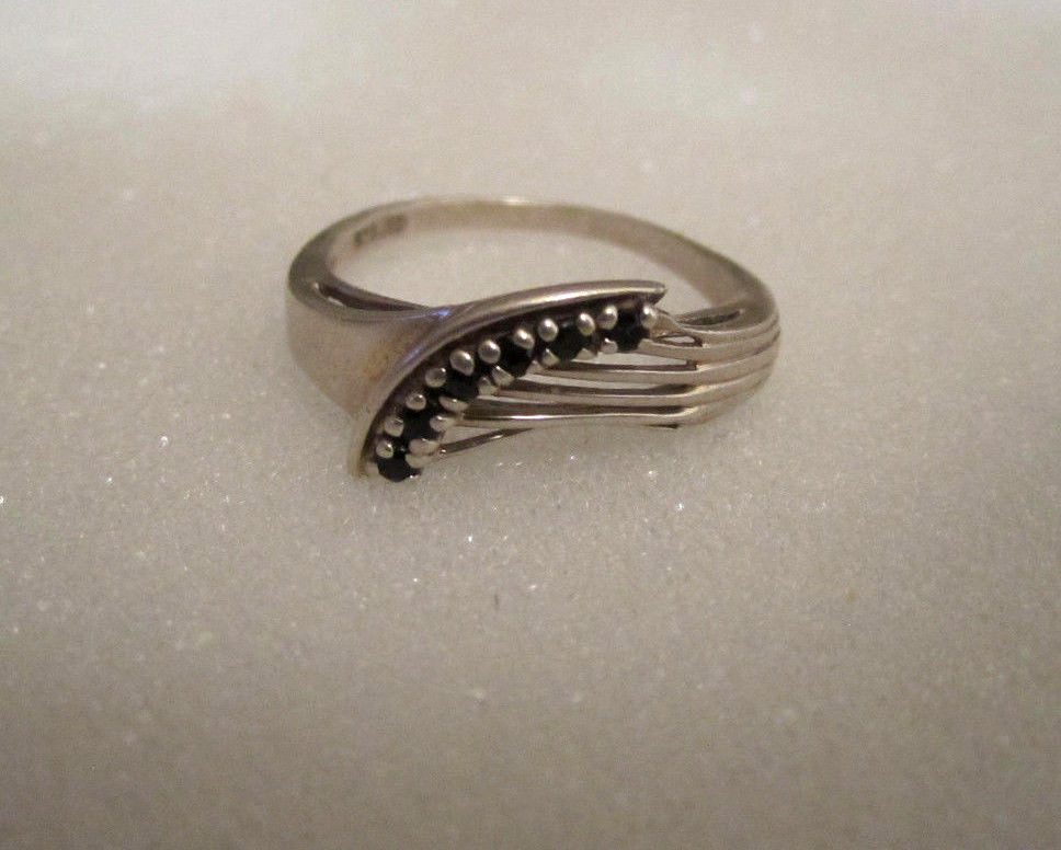 Sterling Silver Signed JED 925 Blue-Black Stones Curved Design Ring Size 10.25