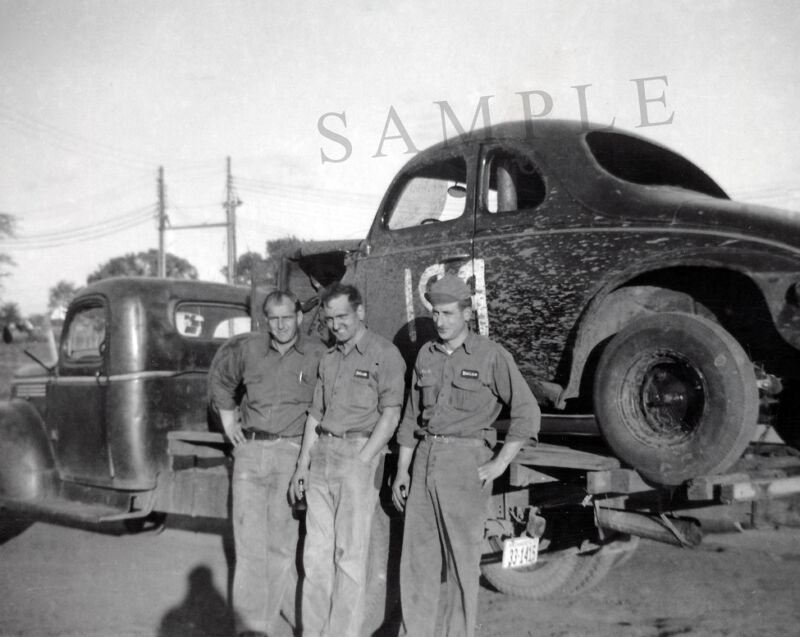 1939 Ford Dirt Track Car after the races Hot Rod Car 8"x 10" Photo 131