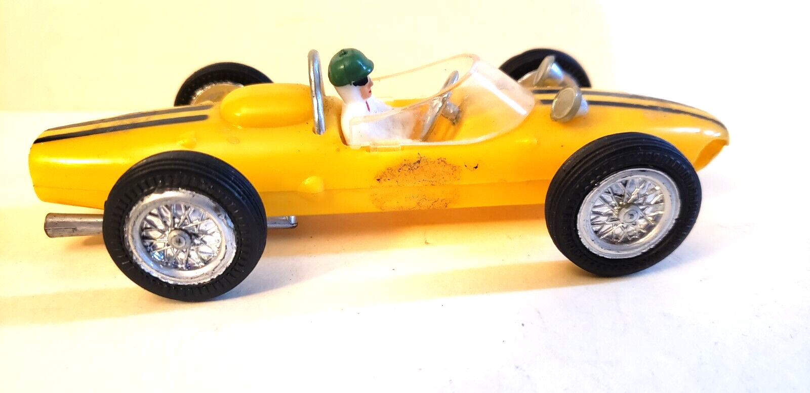 RARE 1960's ZEE TOYS DYNA MITES FRICTION FERRARI F1 RACE CAR No 2054 HONG KONG RARE 1960's ZEE TOYS DYNA MITES FRICTION FERRARI F1 RACE CAR No 2054 HONG KONG