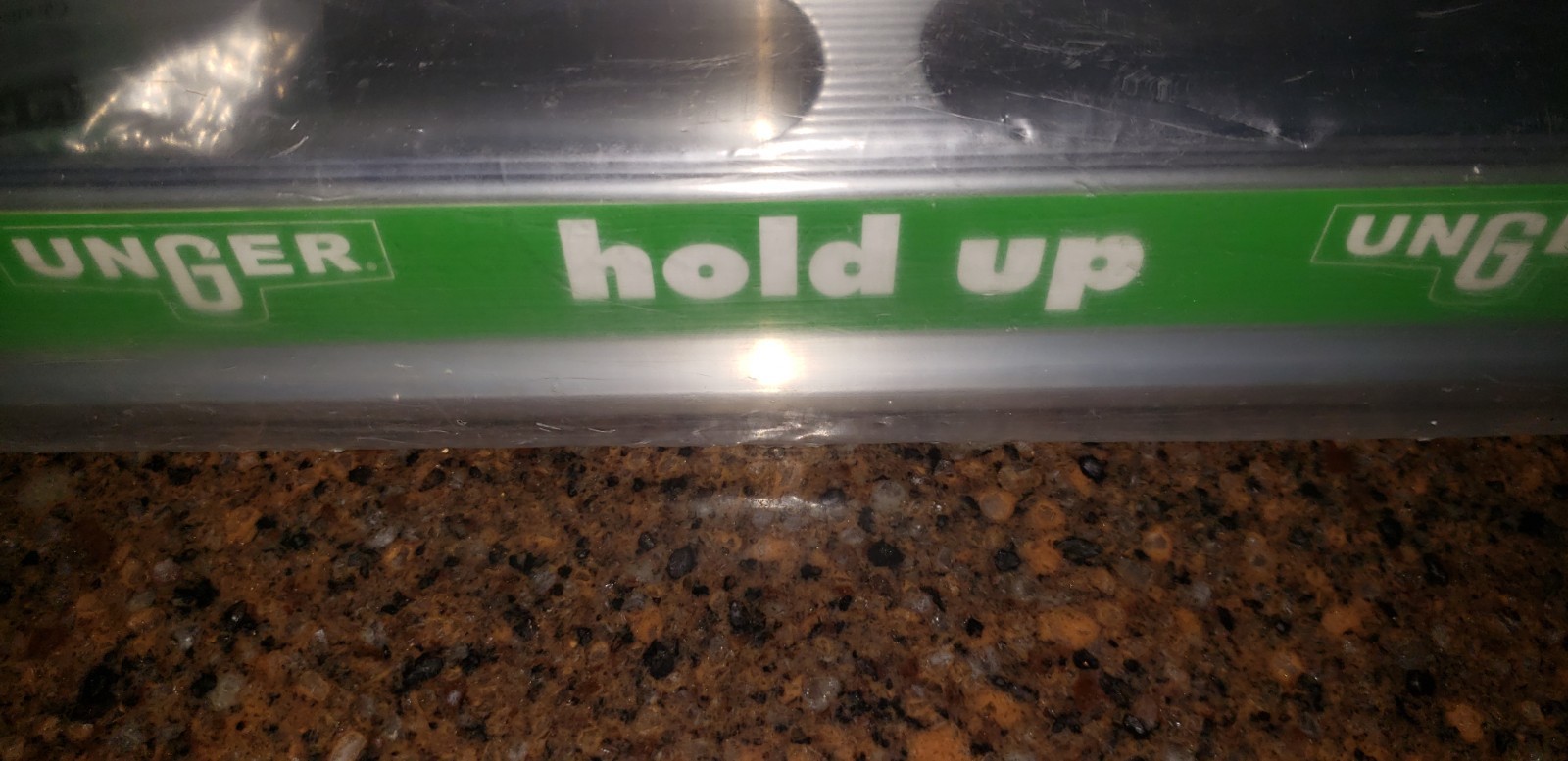 Unger Hold Up Aluminum Tool Rack Holder, 18