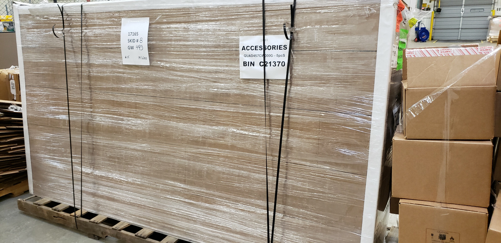 Lot of 5 AMPHENOL QUAD457CW000G Dual Band 4Port  Panel XPOL 45° 696-896 Antennas