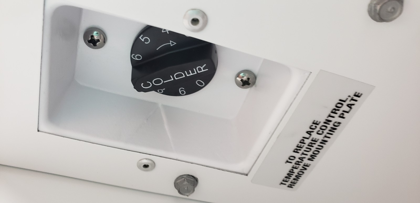 True GDM-7 7 cu. ft. Countertop Glass Door Cooler