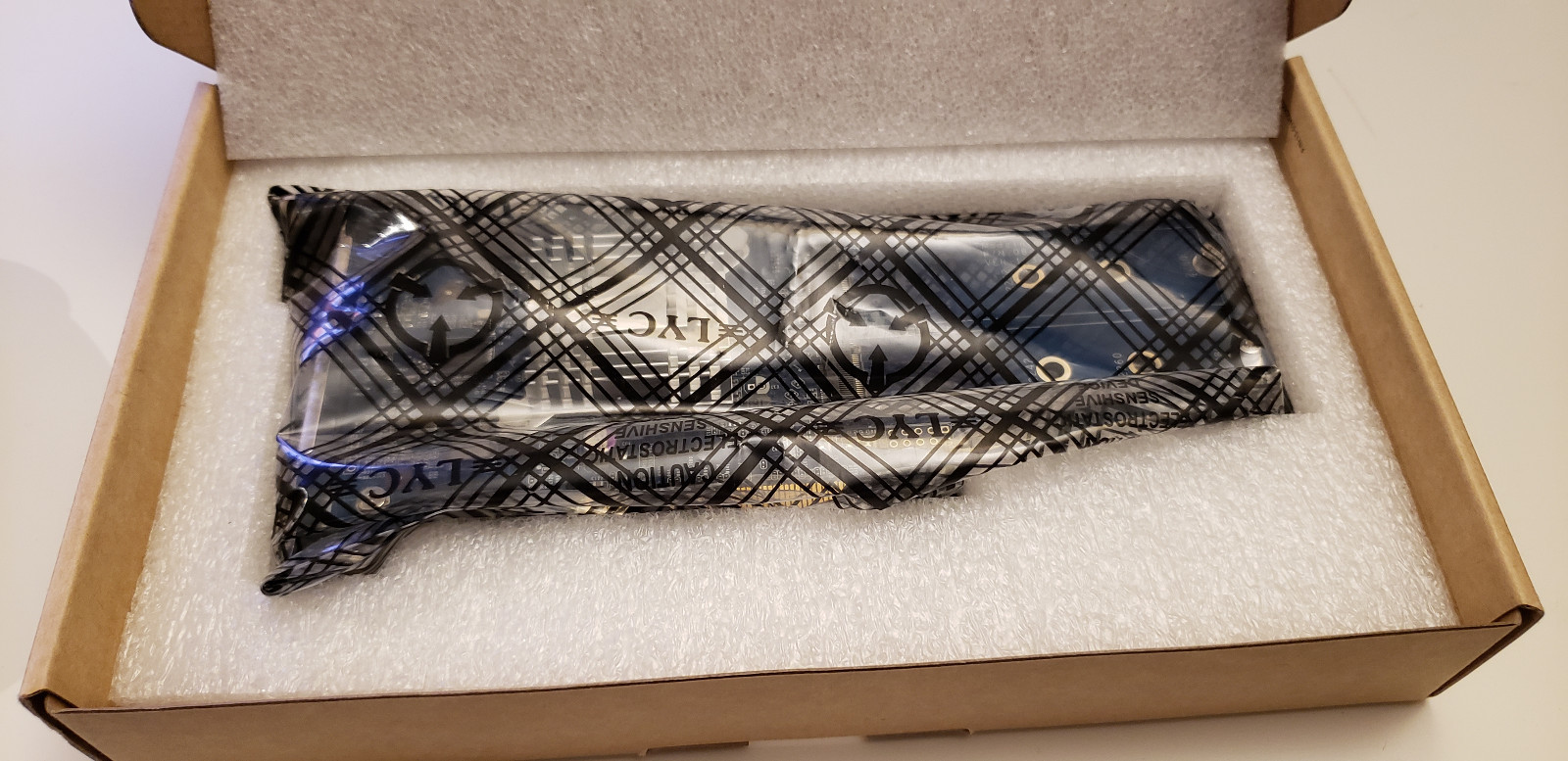 Synology DS1618+ incl. M2D17 and 2x WD Blue 3D NAND m.2 500 GB SSD cache