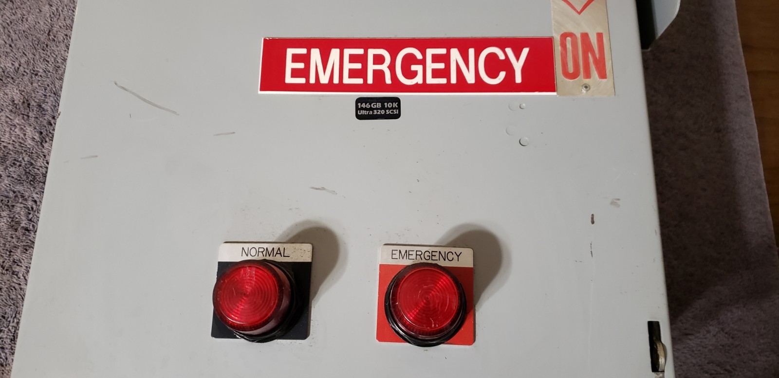 CUTLER HAMMER DT223UGKIL, 100 AMP 250 VOLT DOUBLE THROW SAFETY SWITCH, 2 POLE