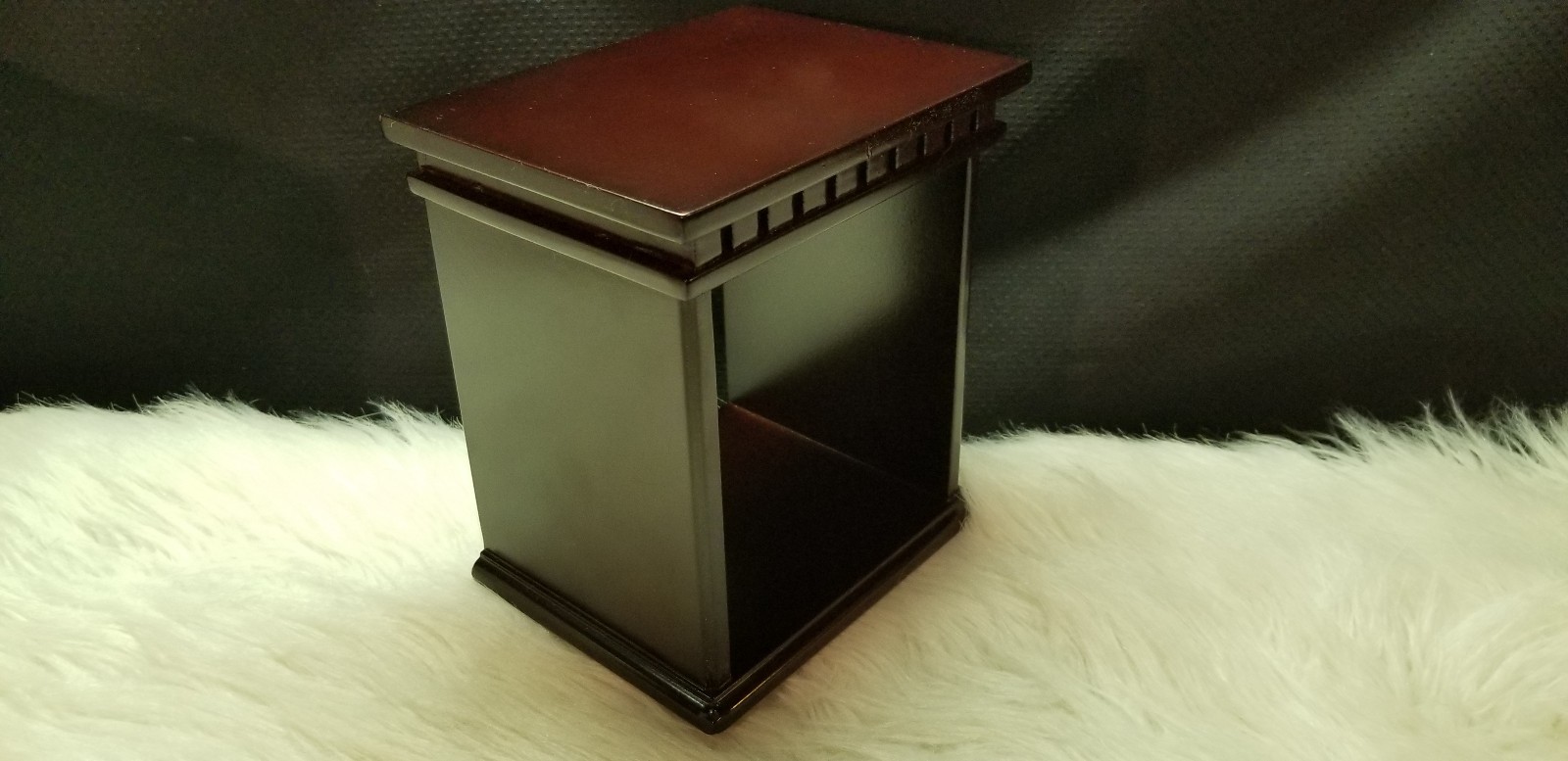 Spa Linea Mahogany Stain Finish Curio Cube #01255