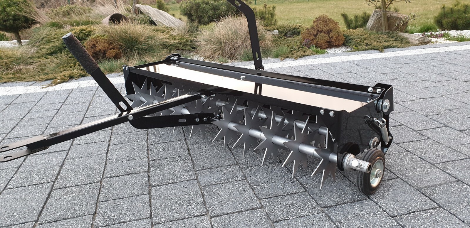 Rasenlüfter für Rasentraktor Vertikutierer Arefizierer Rasenlüfter 100cm Kultiva