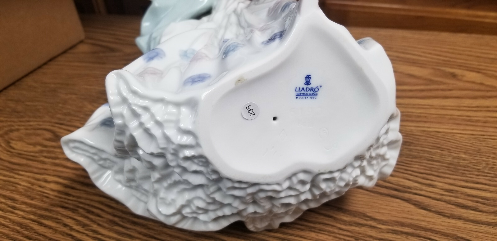 Lladro 6193 SUMMER SERENADE LLADRÓ Porcelain Figurine GLAZED FINISH