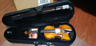 Becker 1000 Symphony Series 4//4 Full Size Violin Gold-Brown Gloss