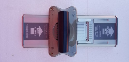 ABI TaqMan Array Micro Fluidic Card/384/96 Well Staker Sealer