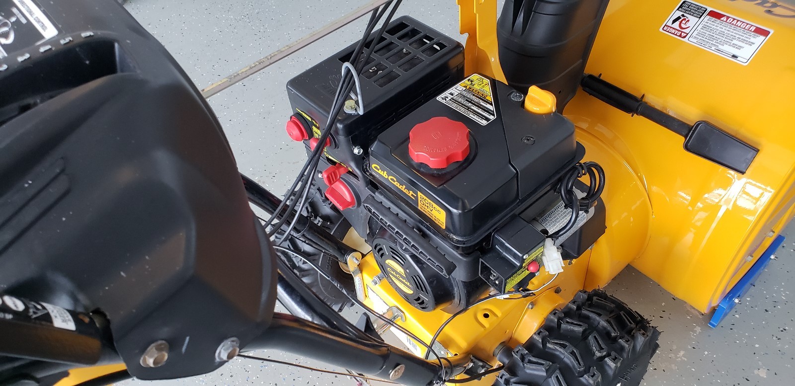 Cub Cadet SWE-524 Snow Blower