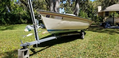 SAILBOAT 1978 BOSTON WHALER HARPOON 5.2M