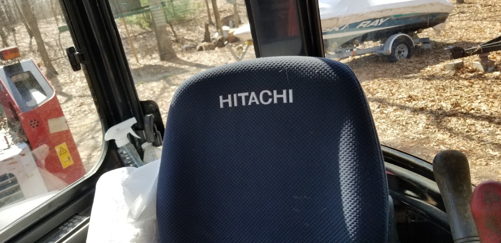 Hitachi zx40u. Mini excavator: 1,275 hours with enclosed cab