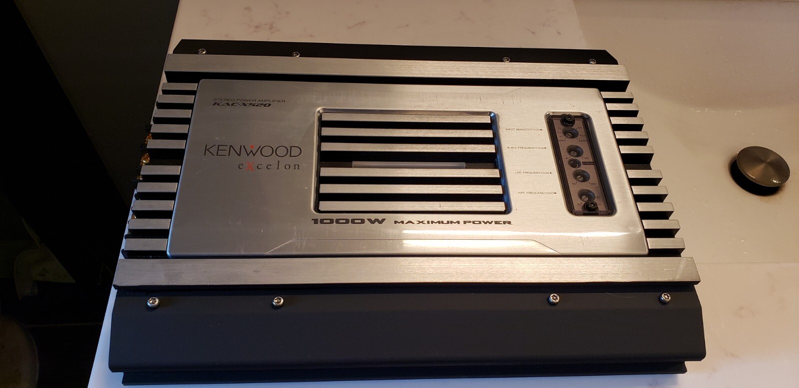 KENWOOD KAC-X520 カーオーディオアンプ 1000W KENWOOD KAC-X520 カーオーディオアンプ 1000W
