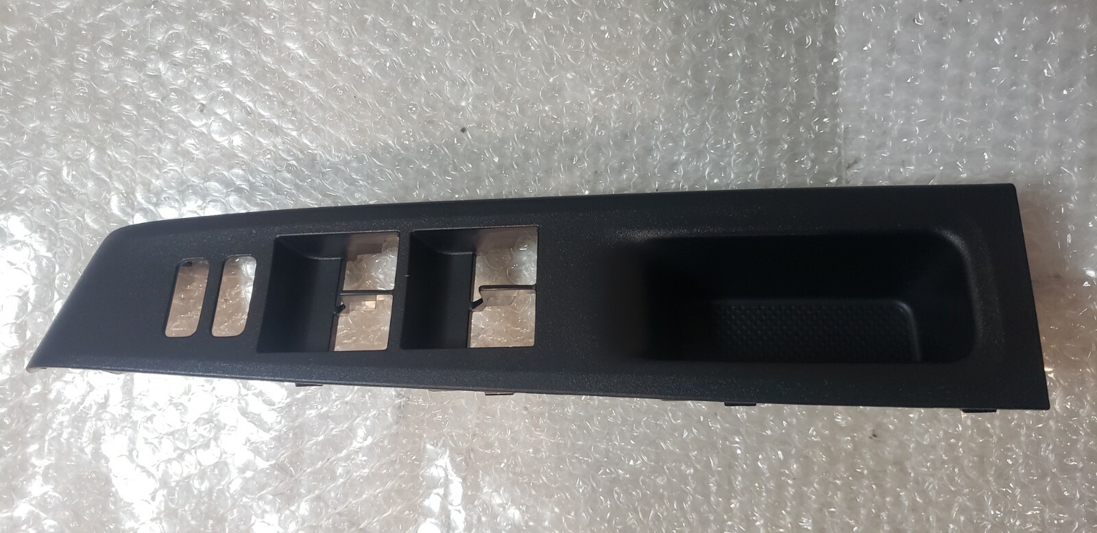 Mengupas Detail Panel Pintu Toyota Yaris 2018: Perpaduan Fungsionalitas dan Estetika