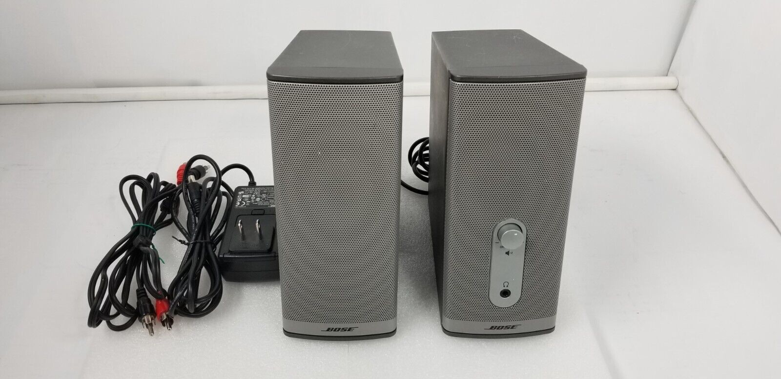 Bose Companion 2 Series II Multimedia Computer Speaker Bose Companion 2 Series II Multimedia Computer Speaker