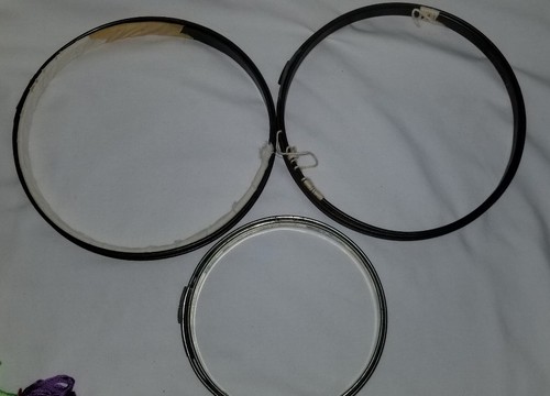 Vintage Embroidery Thread 39 Plus 3 Rings & Other Misc Items