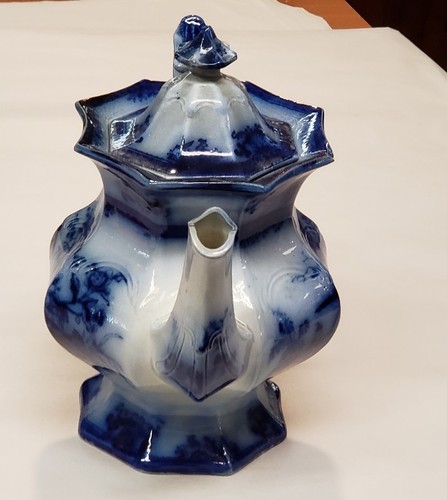 Amoy Davenport Flow Blue Coffee Pot with Lid