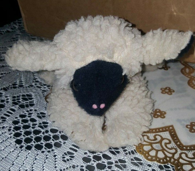 Vintage 1974 Dakin Pillow Pets 6 Long Lamb Sheep Plush Beanie